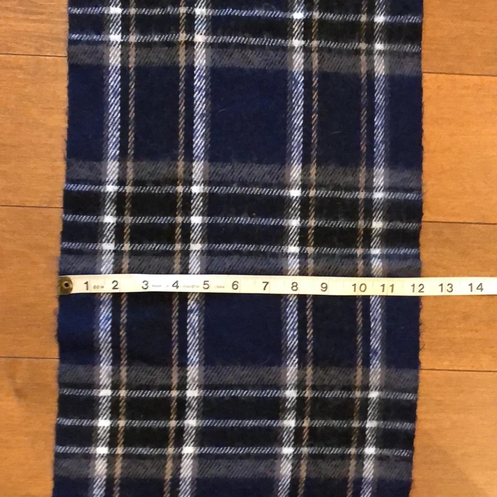Plaid Winter scarf for a man or a woman